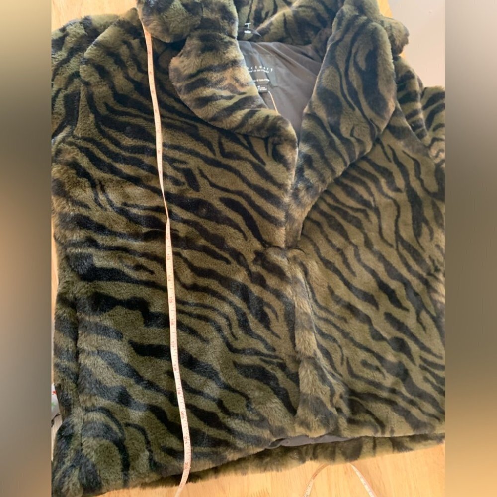 NEW Anthropologie Sanctuary Green Zebra Print Faux Fur Jacket Size Medium - Picture 16 of 16